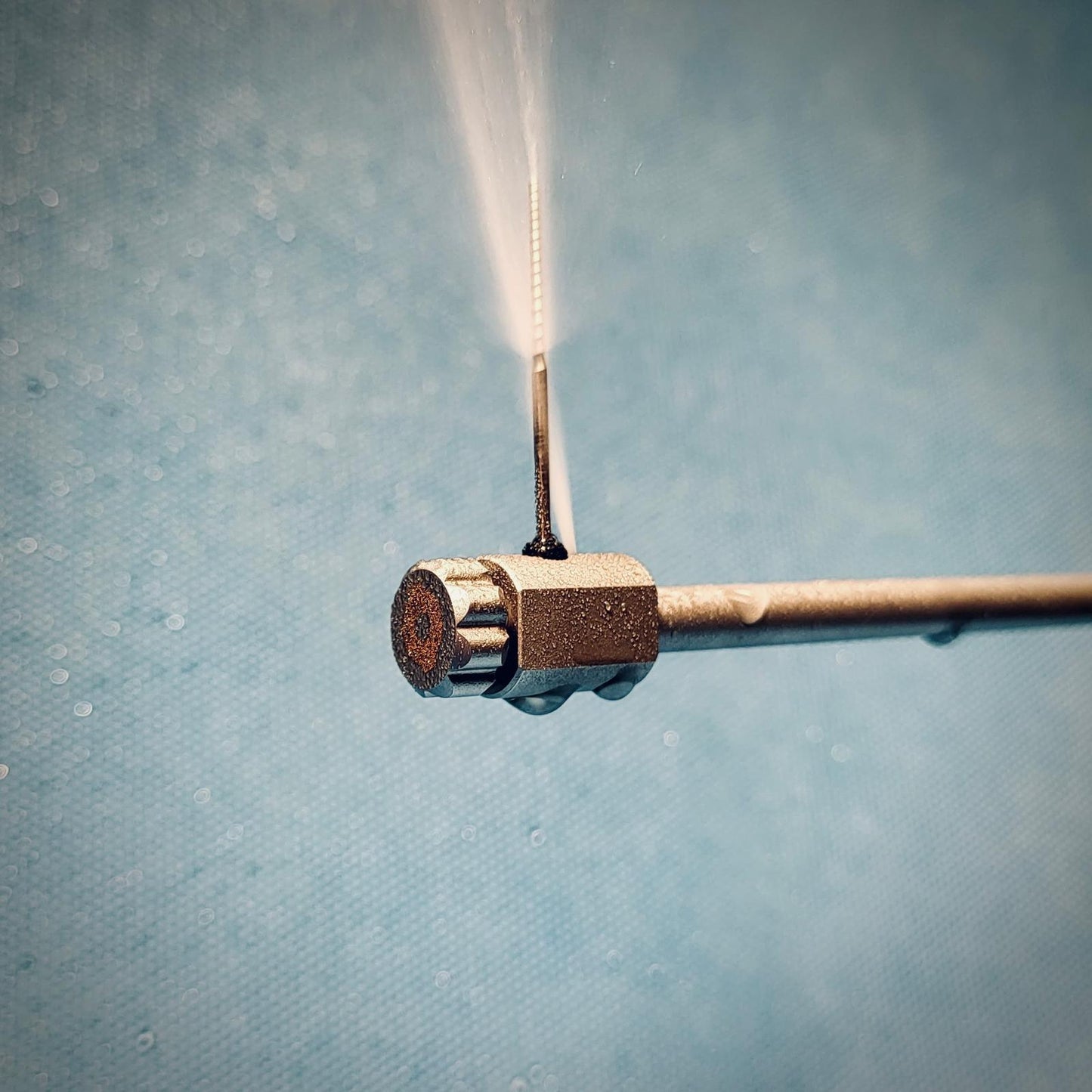 GEYSIR flushing endodontic file holder